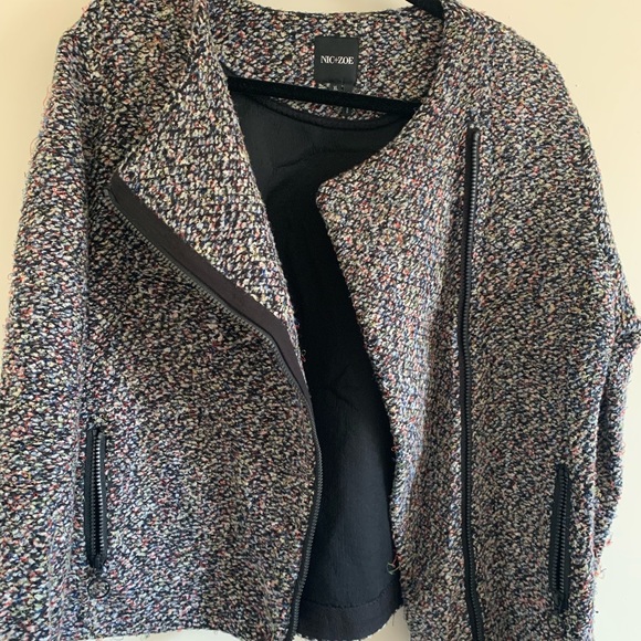 Mic and Zoe New Jacket - Picture 3 of 4